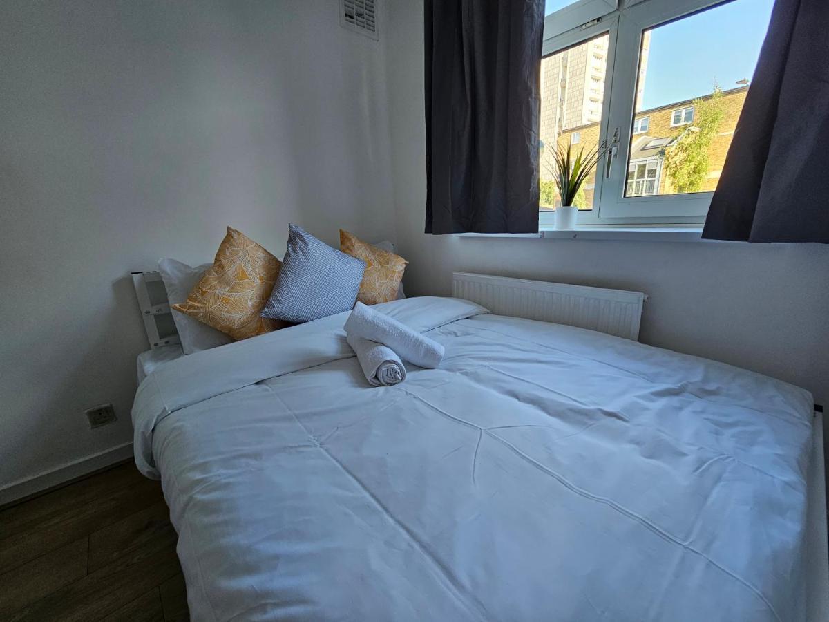 Towerhill Rooms Londres Exterior foto