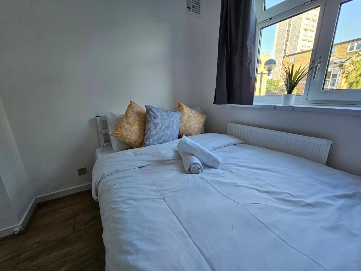 Towerhill Rooms Londres Exterior foto