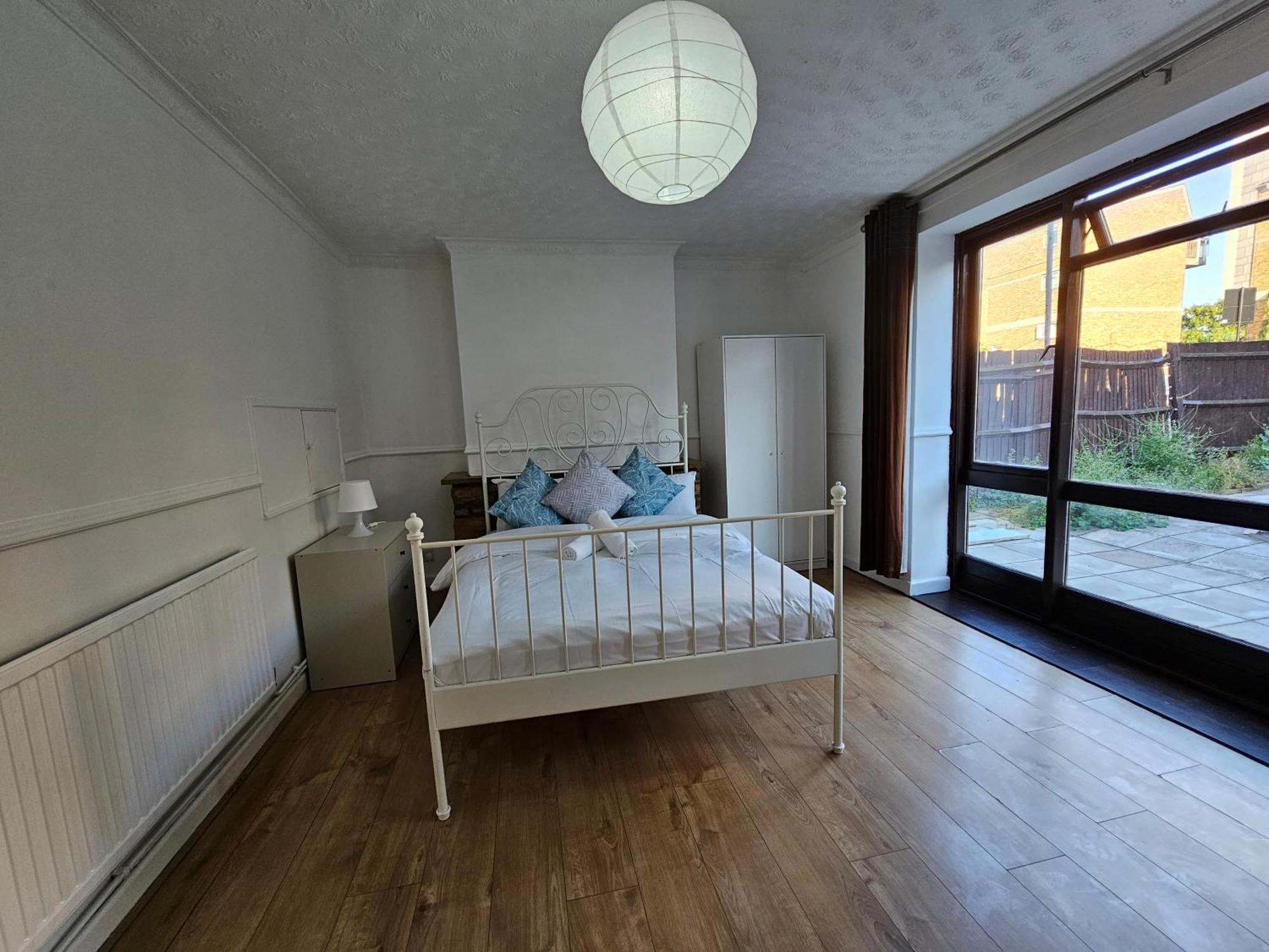 Towerhill Rooms Londres Exterior foto