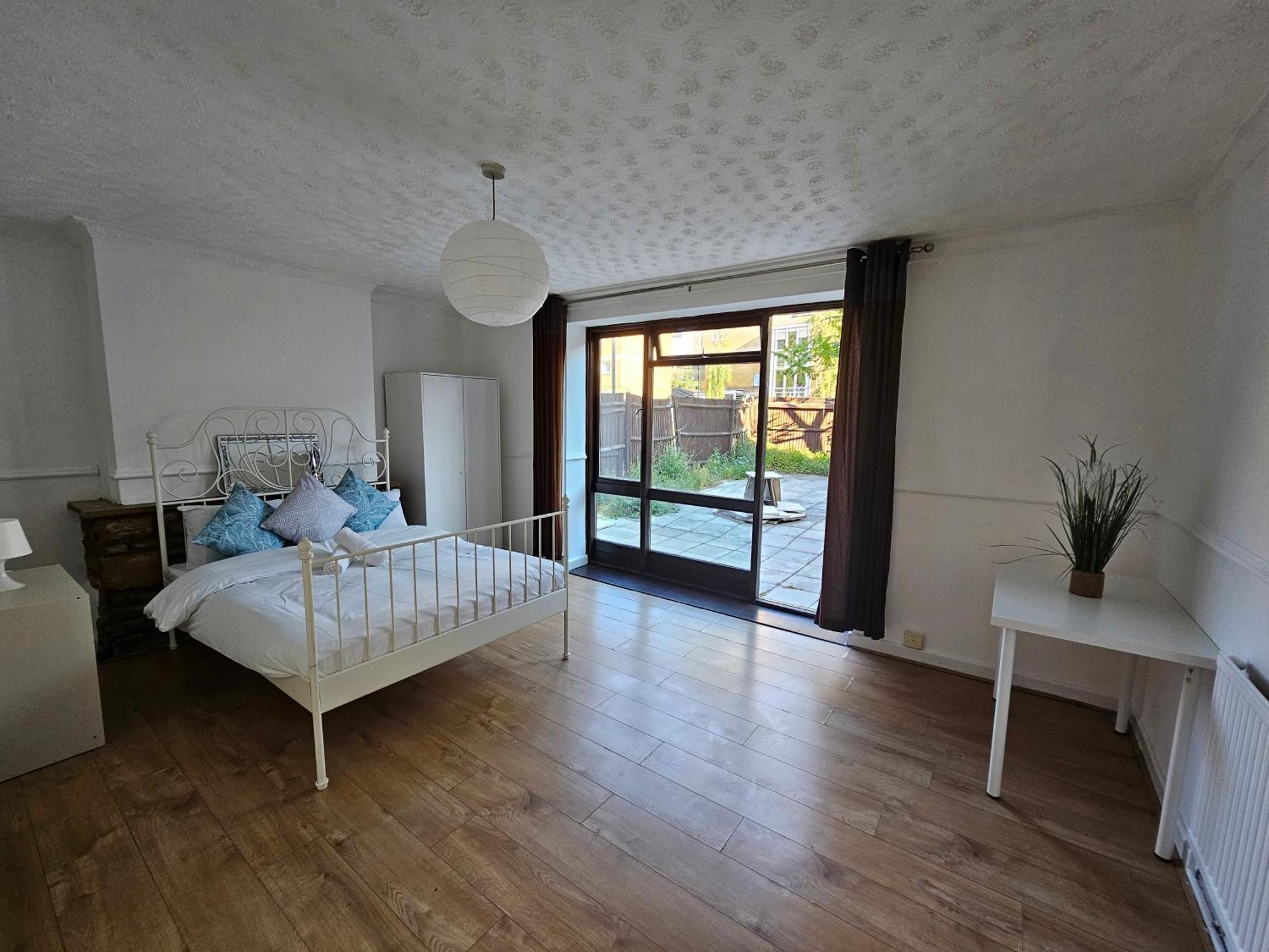 Towerhill Rooms Londres Exterior foto